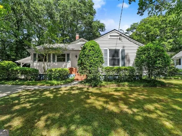 1358 Longview Dr, Gainesville, GA 30501