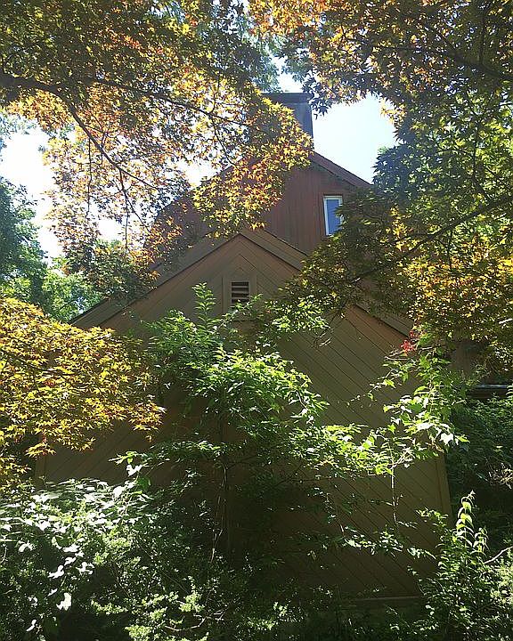 2nd image of 506 N Edgemere Dr