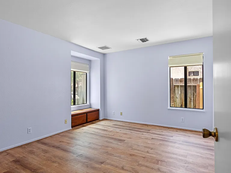 316 Monterey Dr — Photo 19