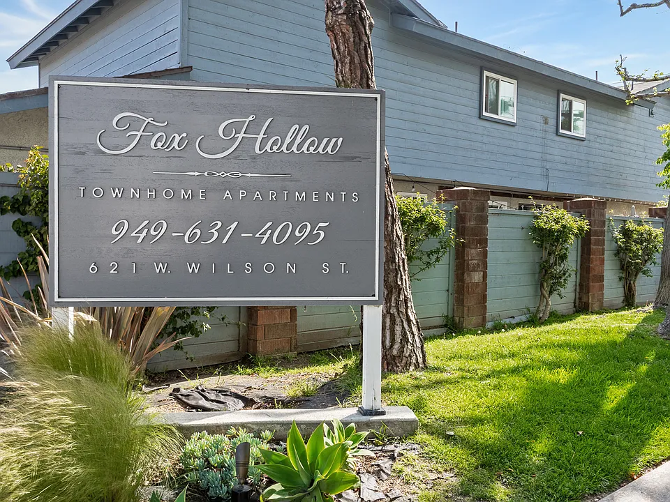 Fox Hollow Village Townhomes