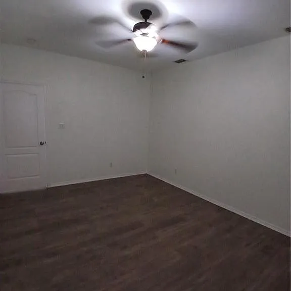 130 San Jacinto St — Photo 17