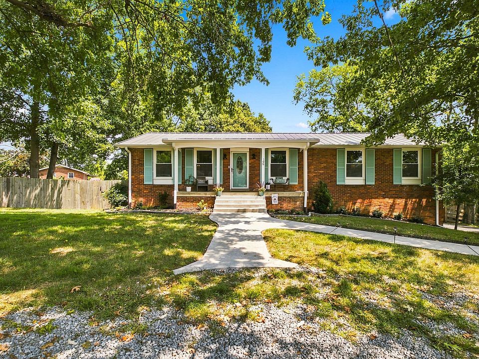 1st image of 106 Marseille Dr