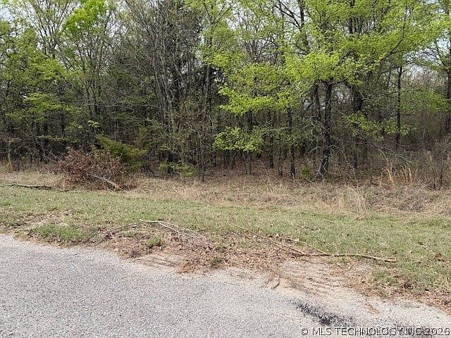 1st image of 60 Arrowhead Dr