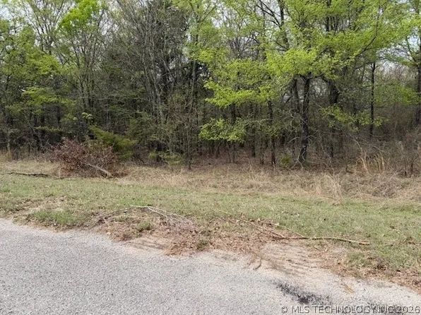 60 Arrowhead Dr, Burneyville, OK 73430