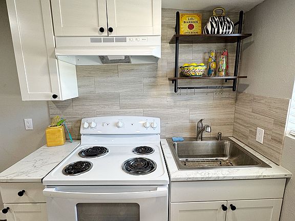 3rd image of 739 E Highland Blvd #2