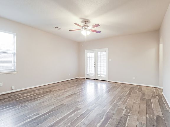 3rd image of 12019 Fairquarter Ln