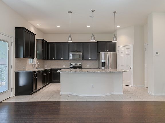 5th image of 2105 Town Centre Dr Unit 7