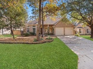 35 Valley Mead Pl, Conroe, TX 77384