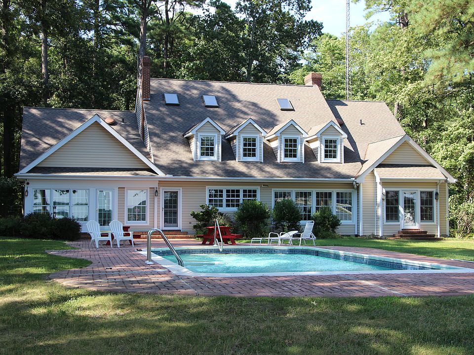 1st image of 6942 Travelers Rest Cir