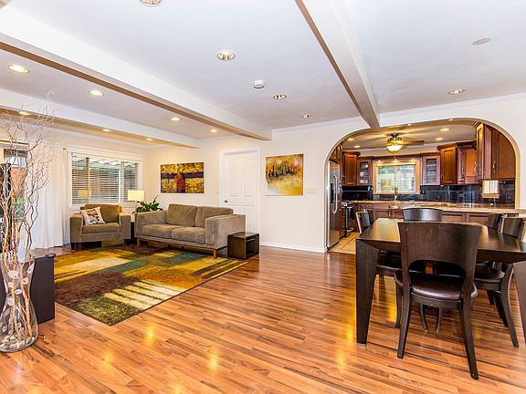 4th image of 14611 SE Vista Ln