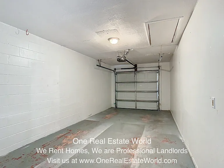 12929 Ohio Woods Ln — Photo 32