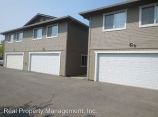 807 Cally Ct APT 1, Redding, CA 96003