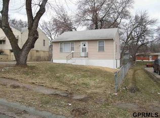 3728 Hartman Ave, Omaha, NE 68111