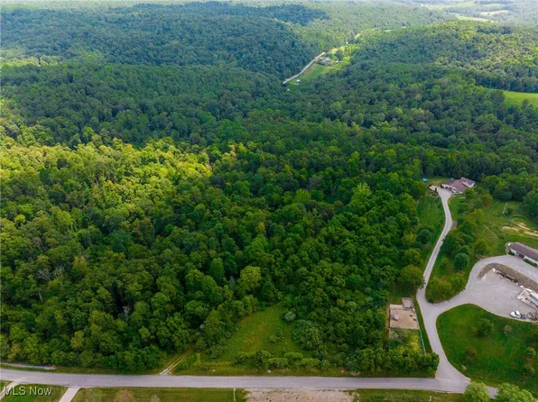 14472 County Road 14, Dresden, OH 43821