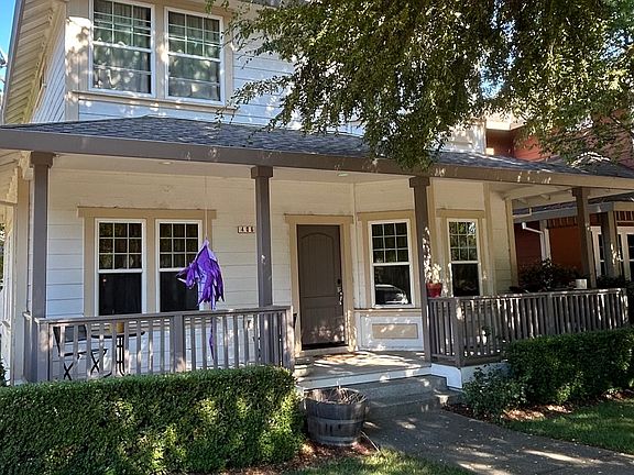 2nd image of 406 Matteri Cir