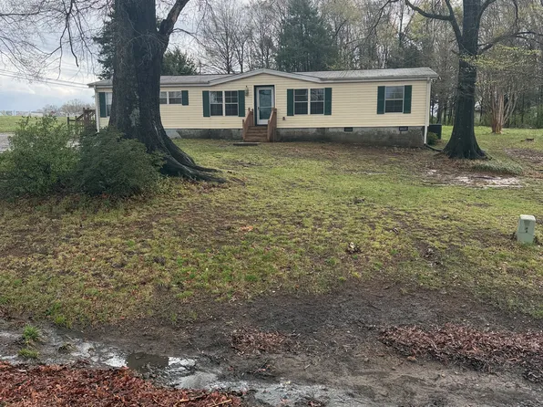 107 Shiloh Rd, Statesville, NC 28677