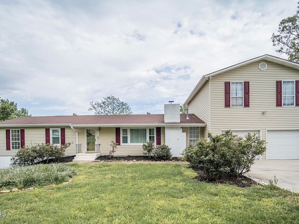 1st image of 624 Tate Trotter Rd