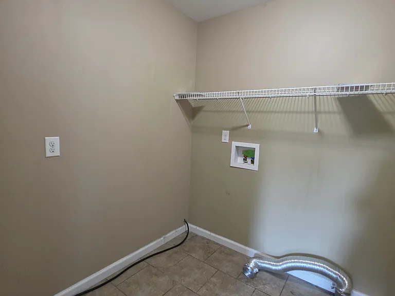 272 Percheron Dr — Photo 1