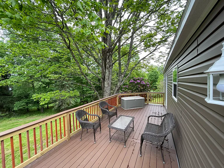20 Glenn Ave — Photo 23