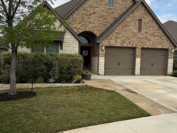 2nd image of 3821 Mercer Rd