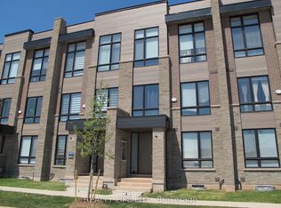 3137 Meadowridge Dr, Oakville, ON L6H7P9