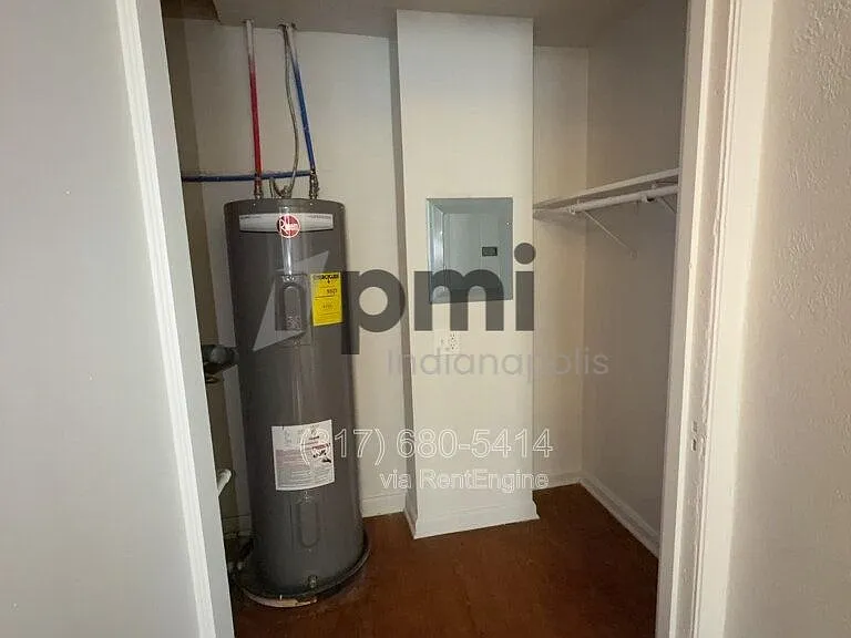 Parkview Apartments LLC — Photo 372