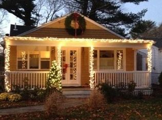 12 Alden Ave, Dartmouth, MA 02747