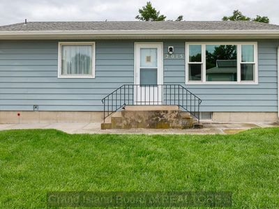 2015 W 11th St, Grand Island, NE, 68803