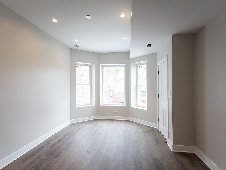 The living room has amazing light and has a dedicated TV nook that is ready for any internet or cable service provider.