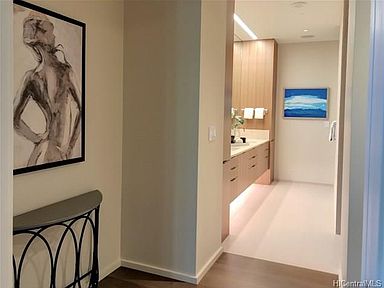 13 Ala Moana Blvd Apt 7702 Honolulu Hi Zillow