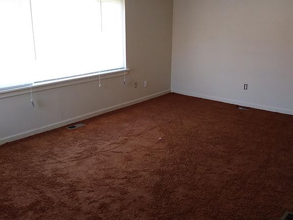 5th image of 1725 S Ash Ave