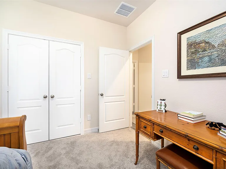 204 Golden Shiner Dr — Photo 28