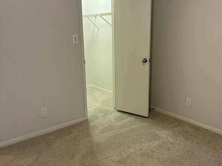 2121 Hepburn St #404 — Photo 20