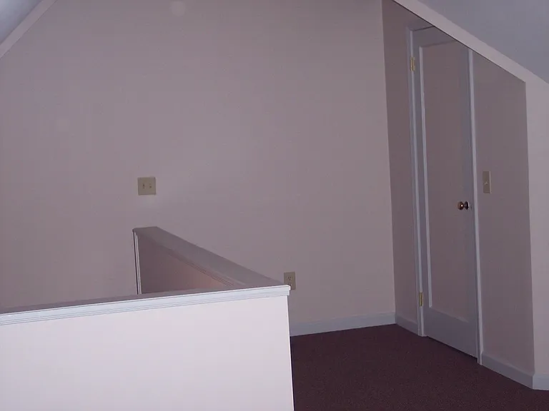 453 Pearl St #6 — Photo 2
