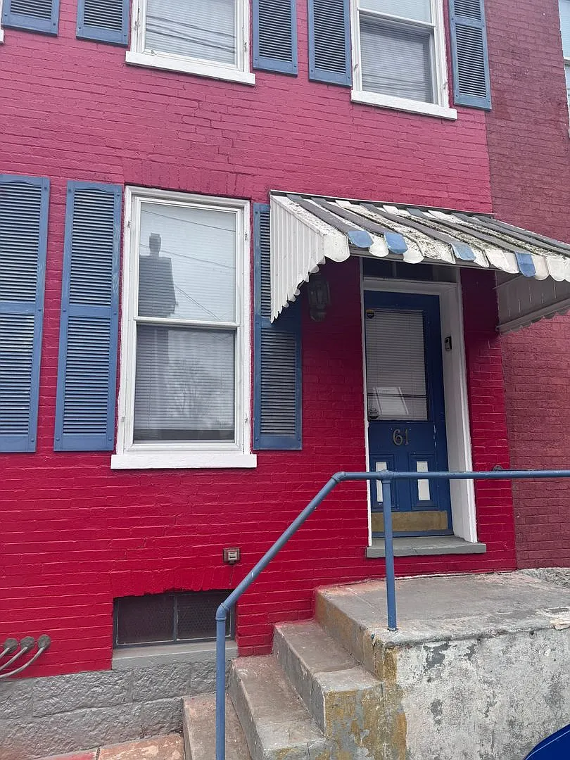 61 Randolph Ave — Photo 2