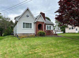 406 Service Ave, Sharon, PA 16146
