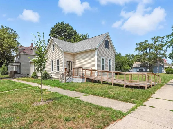 2432 S Hanna St, Fort Wayne, IN 46803