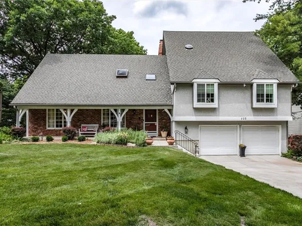 732 W 121st St, Kansas City, MO 64145