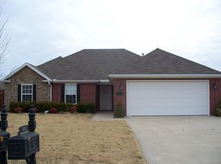 3113 S Arkansas St, Rogers, AR 72758