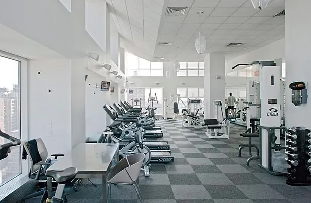 Rented by Compass | media 9