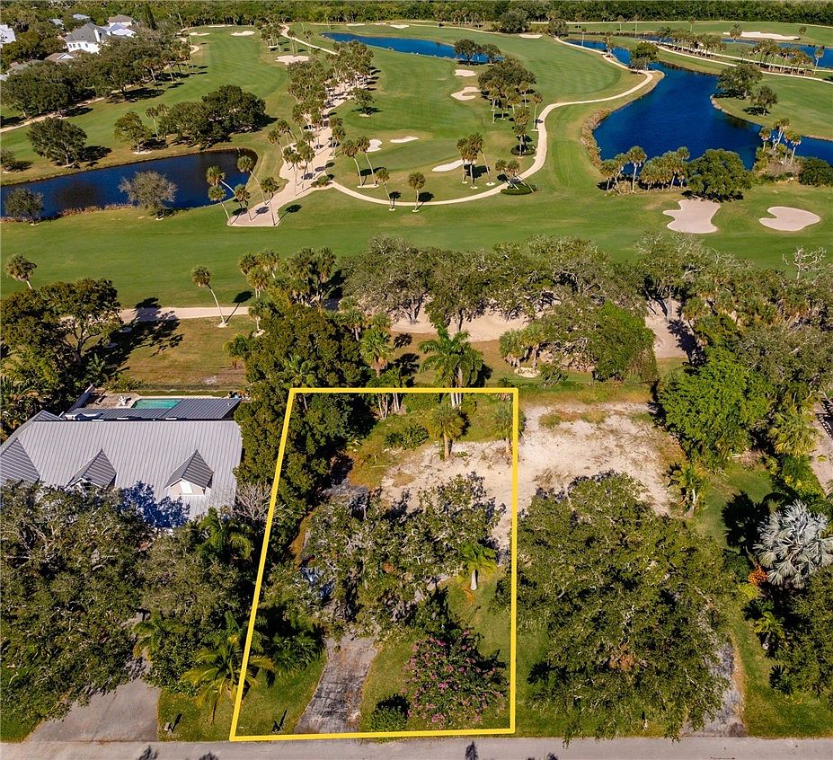 3027 Golf View Dr — Vero Beach Country Club