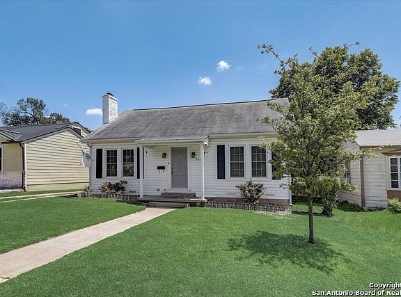 4th image of 2050 W MISTLETOE AVE