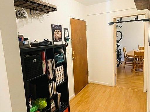 4th image of 142 Kenrick St #5U