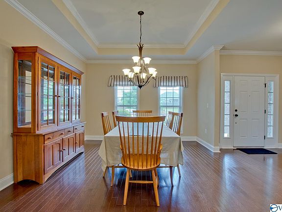 5th image of 7401 Cobblefield Dr