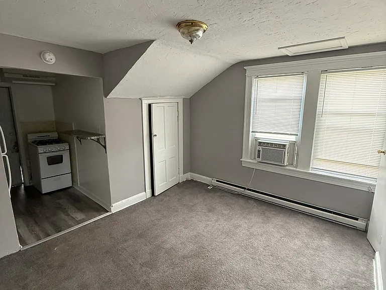 3610 Woodbine Ave #2 — Photo 7