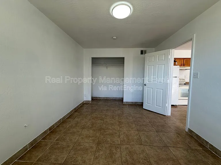3223 W Madison St #3 — Photo 9