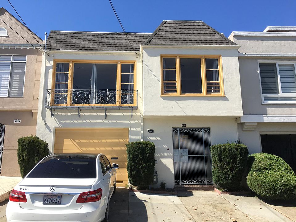 1st image of 242 Oxford St