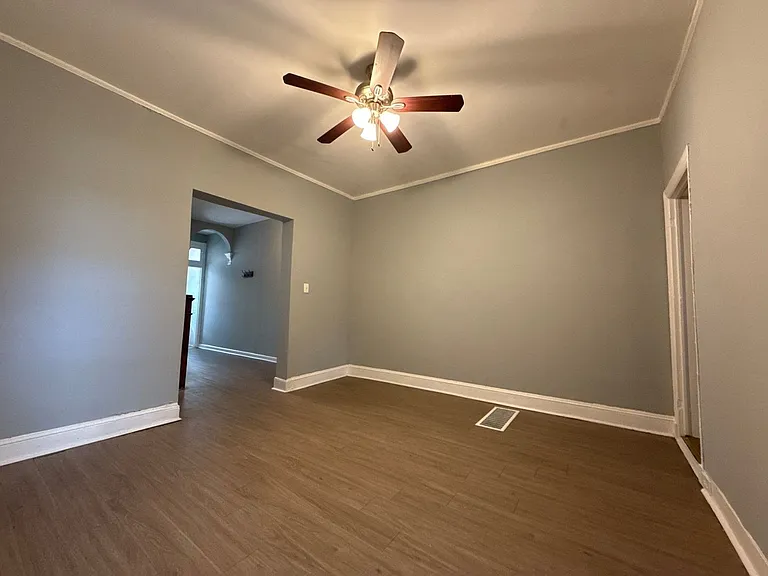 1625 Appleton St — Photo 6