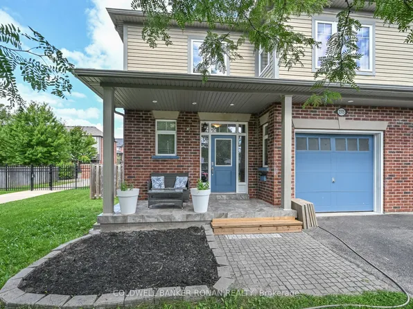 2375 Glenwood School Dr, Burlington, ON L7R 3R9