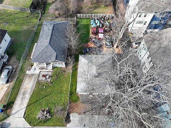 4th image of 797 Beryl St SW